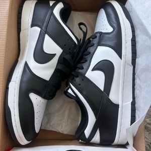 Nike Dunk Low Retro White Black Panda (2021)
Style: DD1391-100